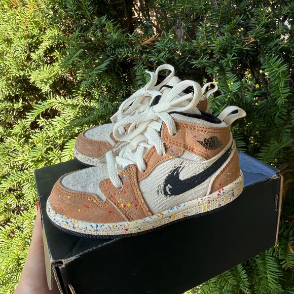Jordan mids - Picture 1 of 14